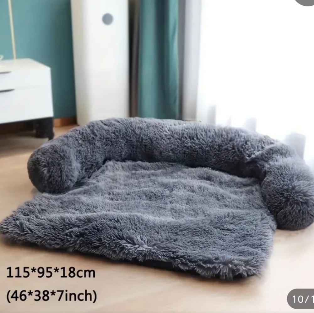 Luxurious Plush Dog Bed - Gray